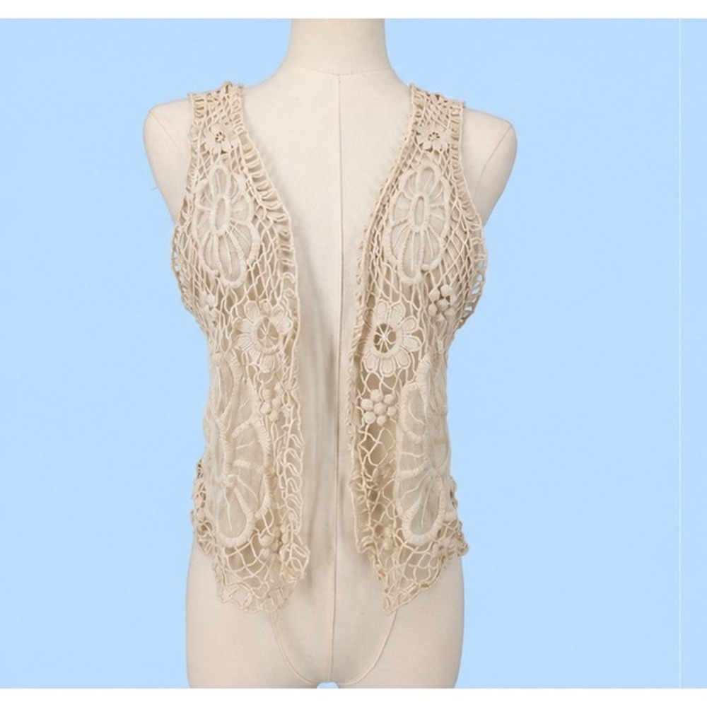 American Rag Crochet Lace Vest Women Medium Beige Floral Open Front Boho Cottage